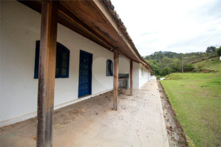 Sítio à venda com 7 quartos, sendo 6 suítes, no Centro (são João Novo), São Roque, SP