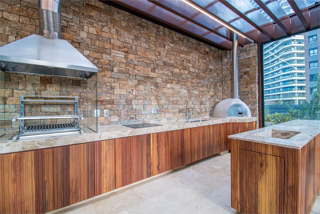 Apartamento à venda com 4 suítes em Moema, São Paulo, SP