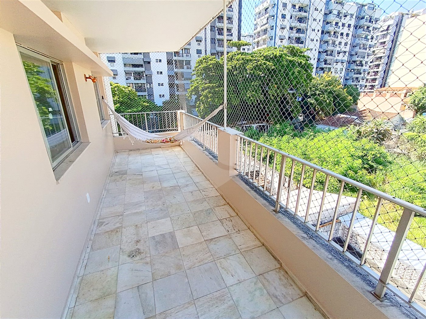 Apartamento à venda com 2 quartos, sendo 1 suíte, em Grajaú, Rio de Janeiro, RJ