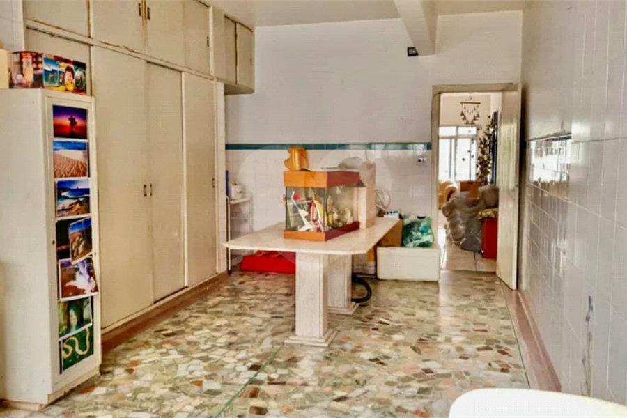 Sobrado à venda com 3 quartos, sendo 1 suíte, em Saúde, São Paulo, SP