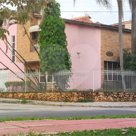 Sobrado à venda com 5 quartos, sendo 2 suítes, em Vila Trujillo, Sorocaba, SP