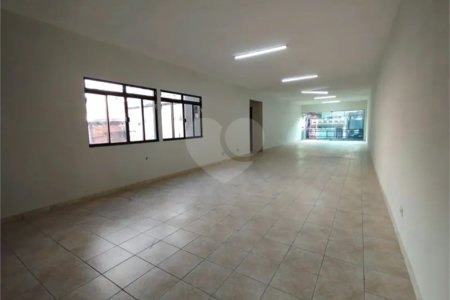 Prédio à venda em Imirim, São Paulo, SP