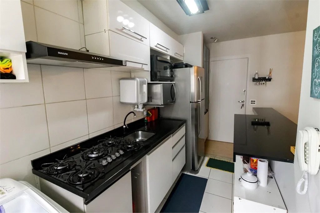 Apartamento à venda com 2 quartos, sendo 1 suíte, em Parque Reboucas, São Paulo, SP