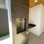 Casa à venda com 3 quartos, sendo 1 suíte, em Vila Petrópolis, Atibaia, SP