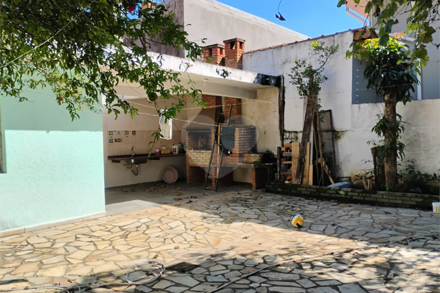 Casa à venda com 3 quartos, sendo 1 suíte, no Centro, Mairiporã, SP