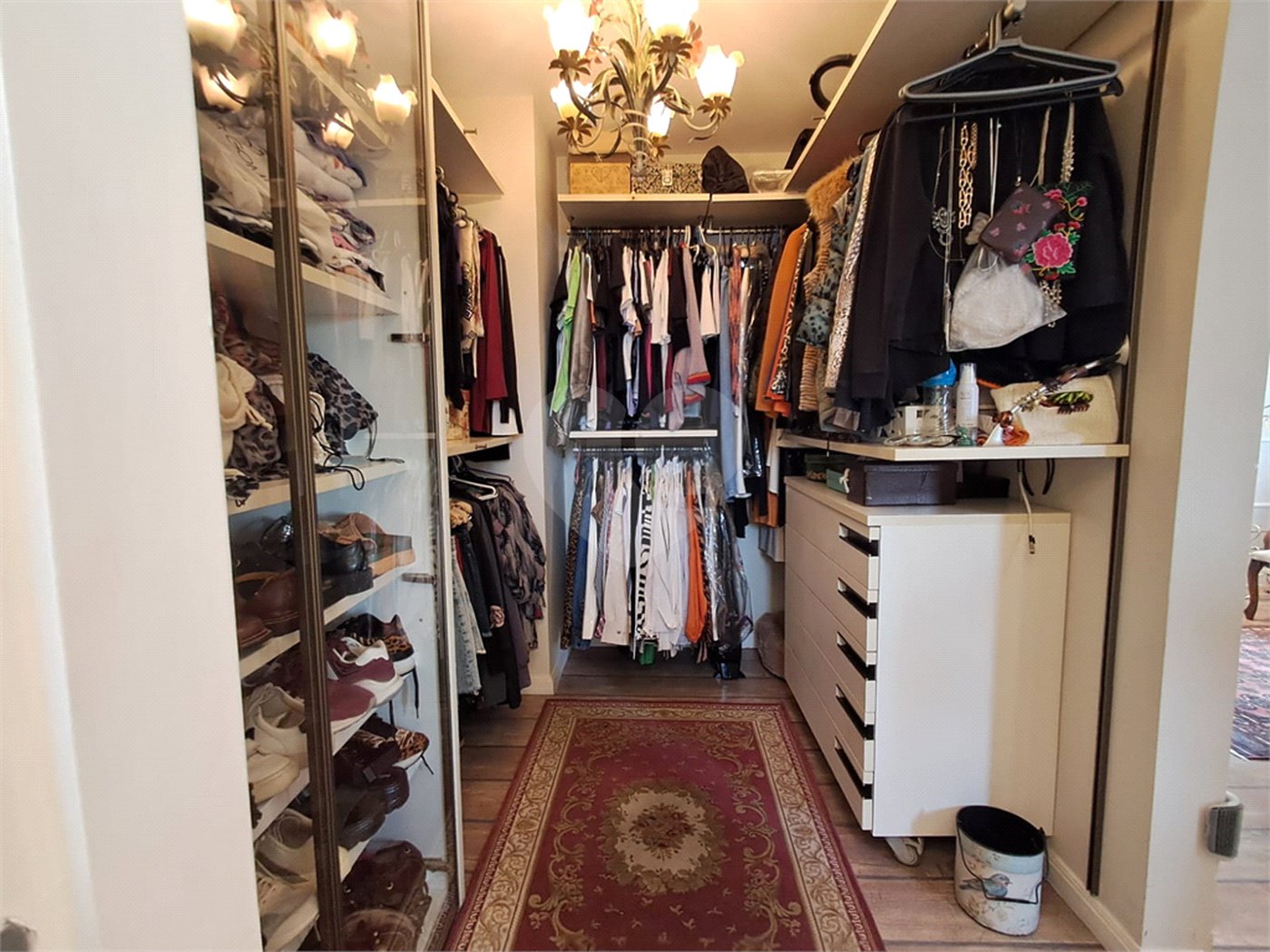 Apartamento à venda com 2 suítes em Vila Romana, São Paulo, SP
