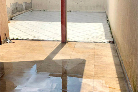 Casa à venda com 3 quartos, sendo 1 suíte, em Vila Figueira, Suzano, SP