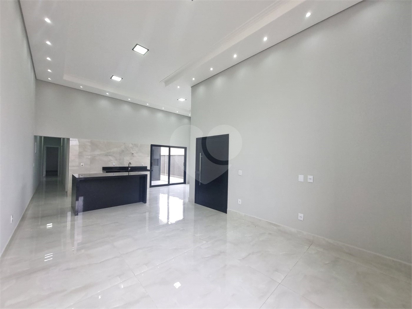 Casa à venda com 3 quartos, sendo 1 suíte,  no condomínio Reserva Ipanema I, Sorocaba - SP