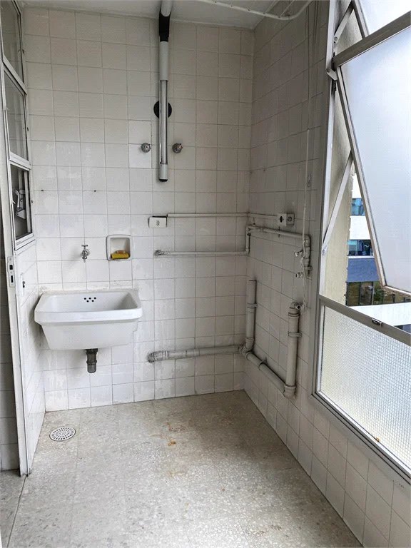 Apartamento à venda com 3 quartos, sendo 1 suíte, em Brooklin Paulista, São Paulo, SP