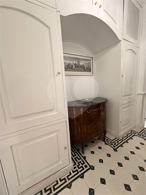 Casa Térrea à venda com 4 suítes em Anchieta, São Bernardo do Campo, SP