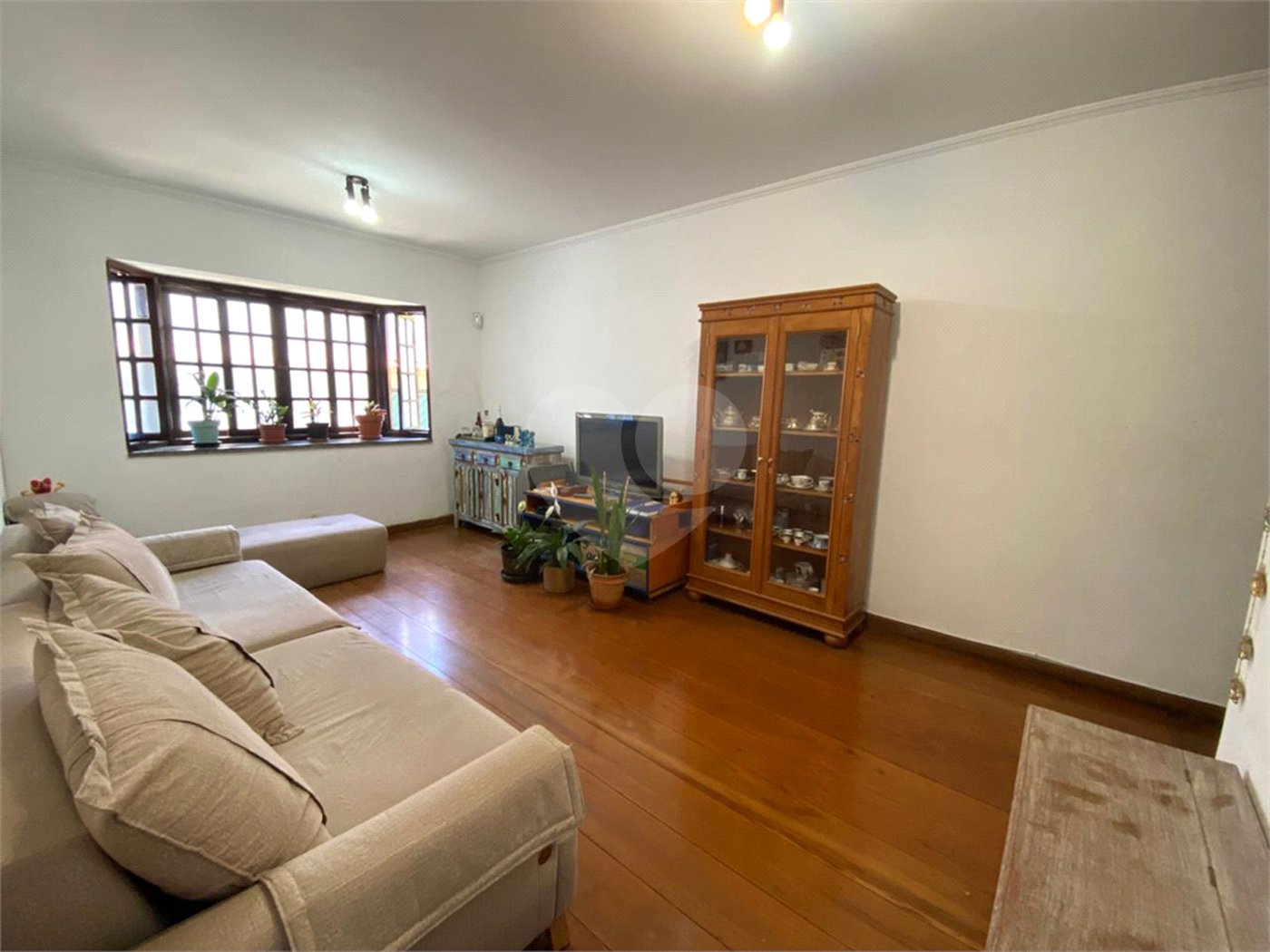 Sobrado à venda com 3 quartos, sendo 1 suíte, em Tremembé, São Paulo, SP