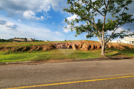 Terreno à venda no condomínio Santa Isabel I, Louveira - SP