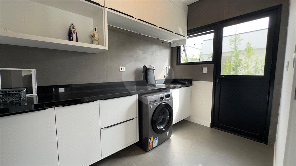 Casa à venda com 4 suítes no condomínio Parque Residencial Kurumin, Itu - SP