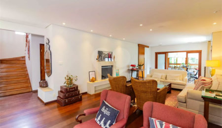 Casa à venda com 3 quartos, sendo 1 suíte,  em Jardim Marajoara, São Paulo, SP