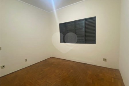 Casa à venda com 3 quartos, sendo 1 suíte, no Centro, Araraquara, SP