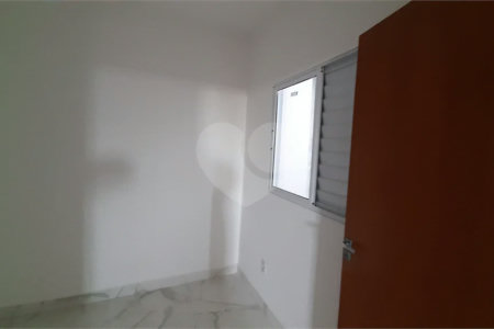 Casa à venda com 2 quartos no condomínio Residencial Luta, São Paulo - SP