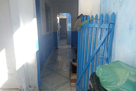 Casa com 2 dormitórios à venda, 244 m² por R$ 460.000,00 - Parque Bitaru - São Vicente/SP