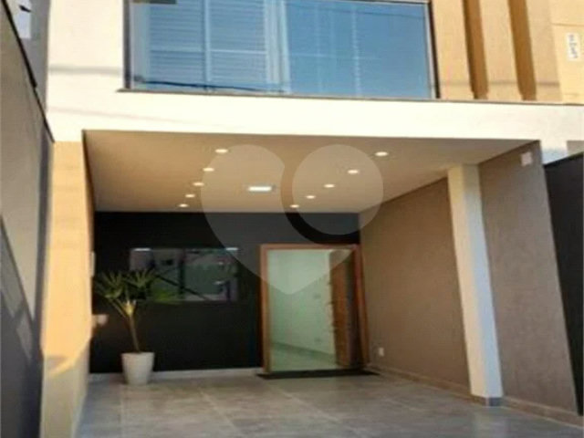 Casa à venda com 1 quarto, sendo 2 suítes,  no condomínio Residencial Oliveira, São Paulo - SP