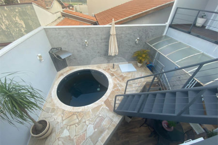 Casa à venda com 4 suítes no condomínio Okinawa, Paulínia - SP