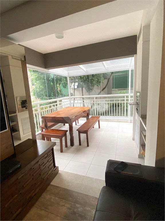 Apartamento à venda com 2 quartos, sendo 1 suíte, em Santana, São Paulo, SP