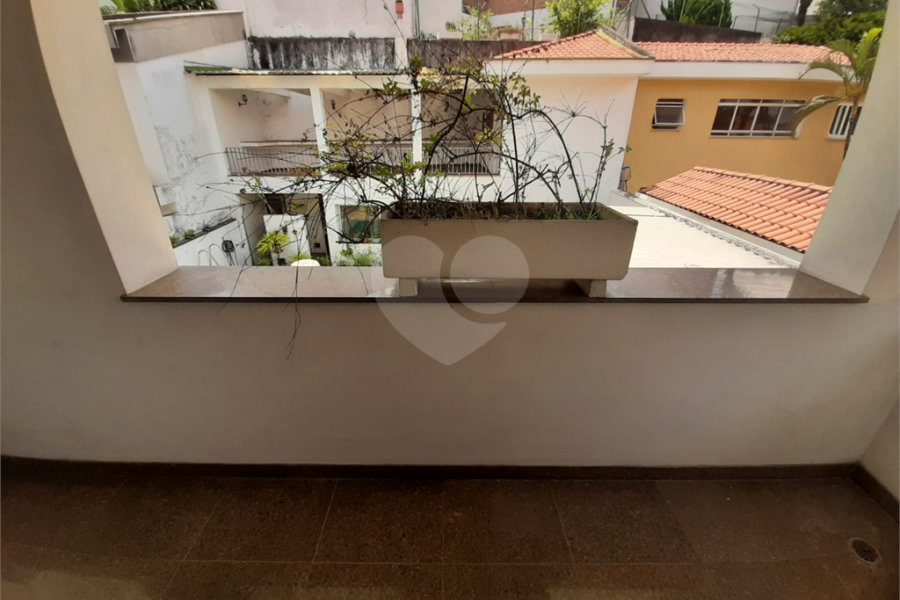 Sobrado à venda com 4 quartos, sendo 2 suítes, em Jardim Franca, São Paulo, SP