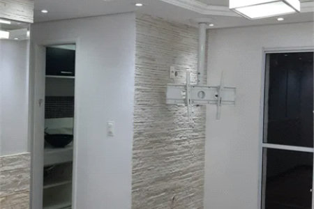Apartamento à venda com 2 quartos em Vila das Belezas, São Paulo, SP