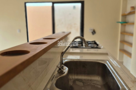 Casa à venda com 3 suítes em Vila Petrópolis, Atibaia, SP