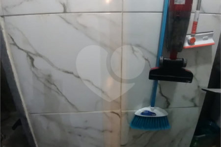 Casa à venda com 3 quartos, sendo 1 suíte, em Jardim Cris, São Paulo, SP