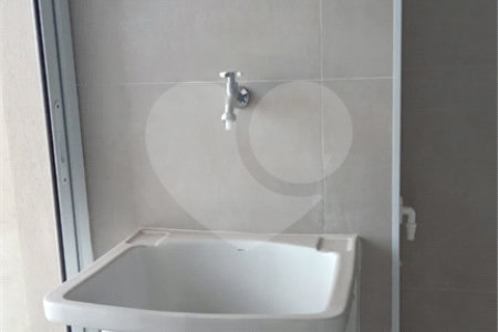 Apartamento à venda com 3 quartos, sendo 1 suíte,  em Vila Mogilar, Mogi das Cruzes, SP