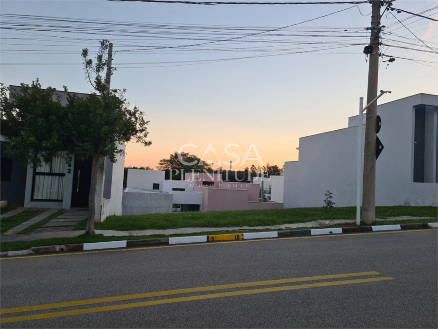 Terreno em condomínio à venda em Cajuru do Sul, Sorocaba, SP