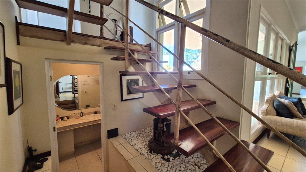 Casa à venda com 4 suítes no condomínio Vivenda do Lago, Sorocaba - SP