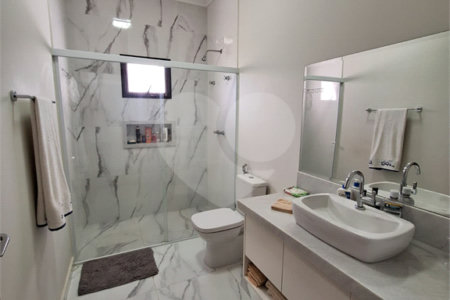 Casa à venda com 3 suítes no condomínio Village Ipanema, Araçoiaba da Serra - SP