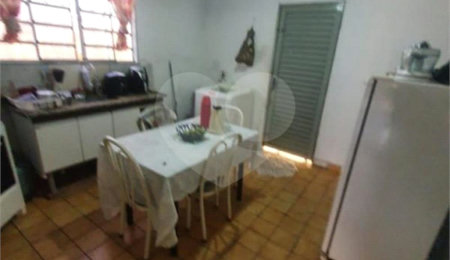 Casa à venda com 3 quartos em Vila Jacobucci, São Carlos, SP