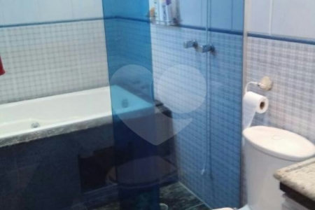 Sobrado à venda com 3 quartos, sendo 1 suíte, em Parque Vitória, São Paulo, SP