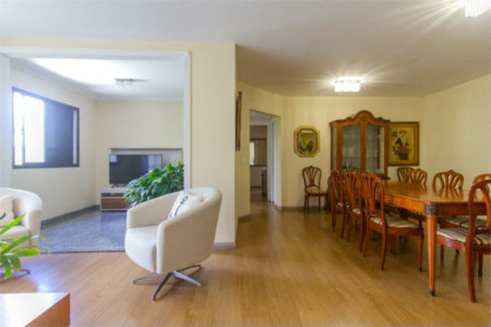 Apartamento à venda com 3 quartos, sendo 2 suítes,  em Vila Andrade, São Paulo, SP