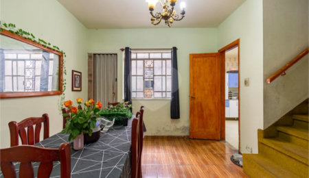 Sobrado à venda com 4 quartos, sendo 1 suíte,  em Brooklin, São Paulo, SP