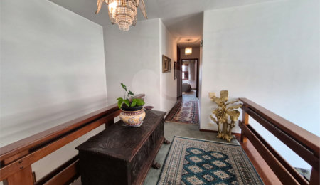 Casa de Vila à venda ou para alugar com 4 quartos, sendo 2 suítes,  em Jardim Leonor, São Paulo, SP