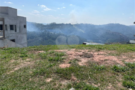 Terreno à venda no condomínio Arujá Hills Iii, Arujá - SP