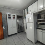 Sobrado à venda com 3 quartos, sendo 1 suíte, em Biritiba, Poá, SP