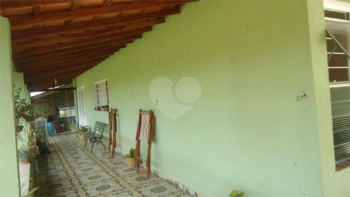 Chácara à venda com 3 quartos, sendo 1 suíte,  em Planalto Verde, São Roque, SP