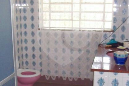 Casa Térrea à venda com 4 quartos, sendo 2 suítes, em Interlagos, São Paulo, SP