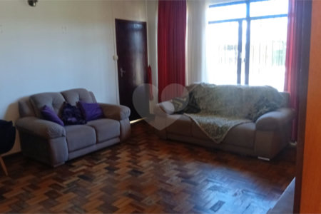 Casa à venda ou para alugar com 7 quartos, sendo 1 suíte,  em Vila Mogilar, Mogi das Cruzes, SP