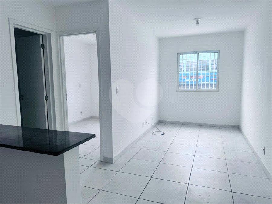 Apartamento para alugar com 1 quarto em Jardim Vila Galvão, Guarulhos, SP