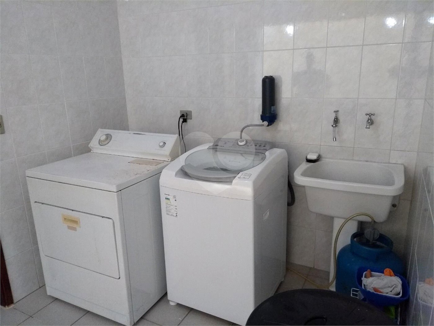 Sobrado à venda com 4 quartos, sendo 2 suítes, em Bosque da Saúde, São Paulo, SP
