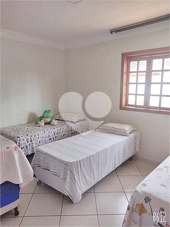Casa à venda com 4 quartos, sendo 3 suítes, em Luiz Fagundes, Mairiporã, SP