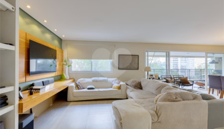 Apartamento à venda com 4 suítes em Jardim Marajoara, São Paulo, SP