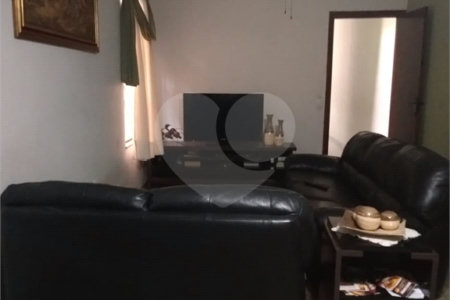Sobrado à venda com 3 quartos, sendo 1 suíte, em Chora Menino, São Paulo, SP