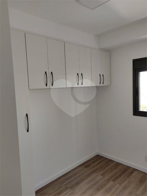 Apartamento à venda com 2 quartos, sendo 1 suíte,  em Jardim das Acácias, São Paulo, SP