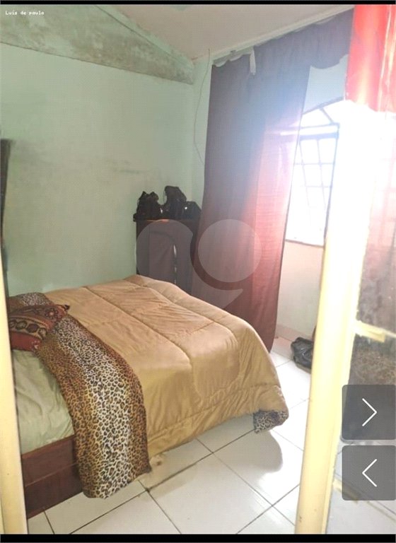 Casa à venda com 5 quartos, sendo 2 suítes, em Parque Maria Helena, Suzano, SP