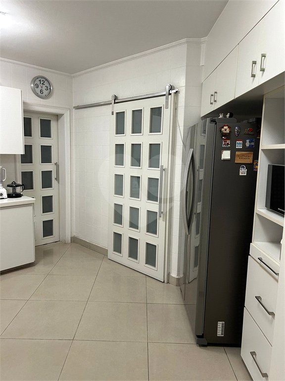 Apartamento à venda com 4 suítes em Real Parque, São Paulo, SP